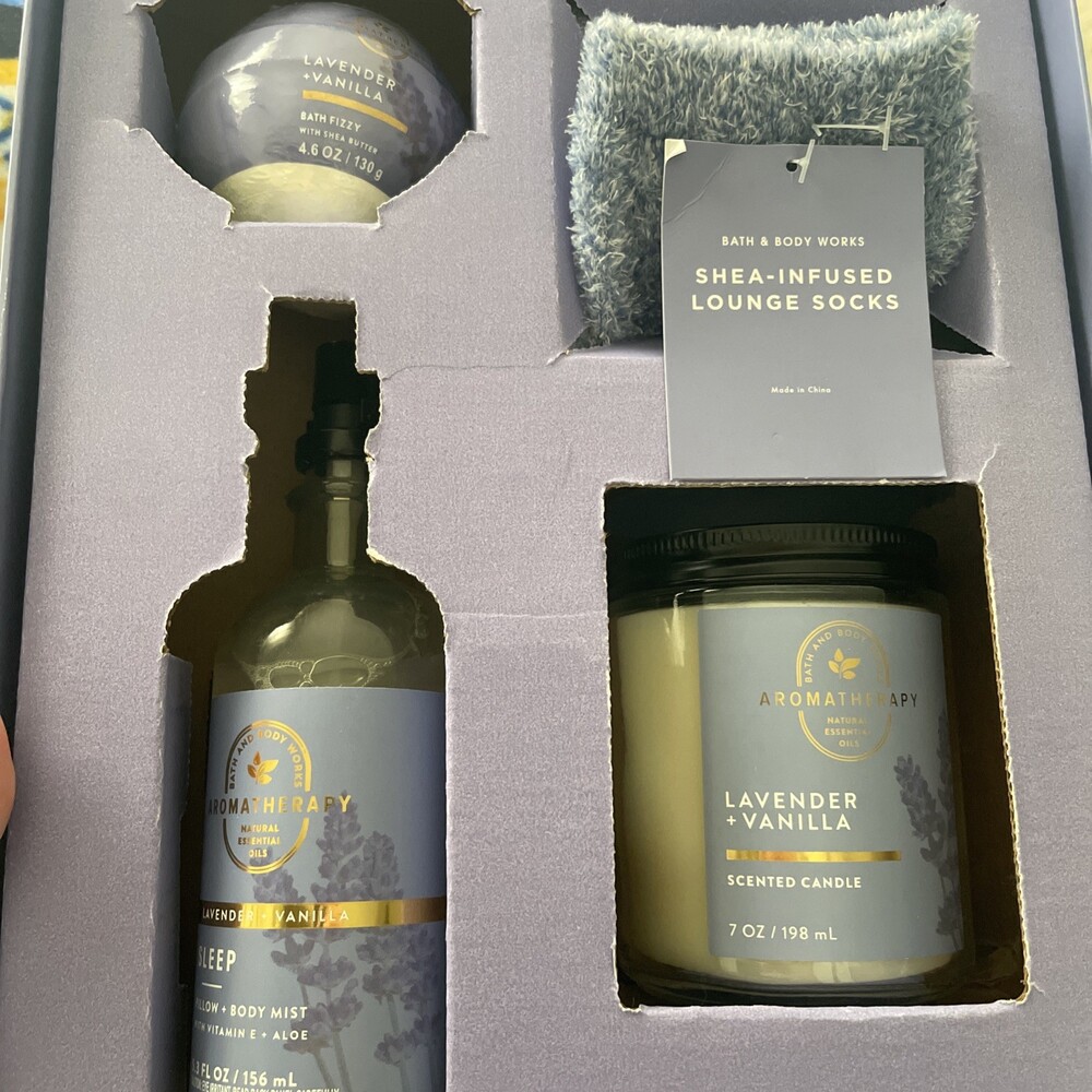 Rest & Renew Bath & Body Works Set Bath Socks Candle Spray Lavender & Vanilla